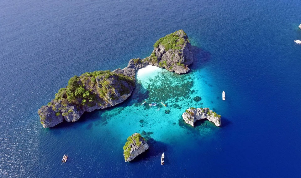 Koh Haa snorkeling tour from Koh Lanta