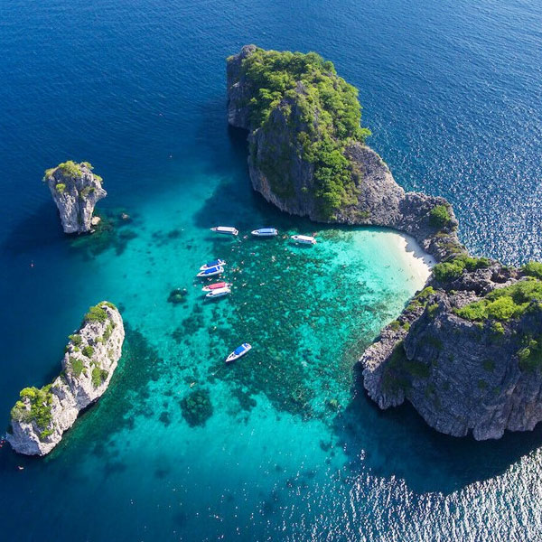 Koh Rok & Koh Haa tour from Koh Lanta