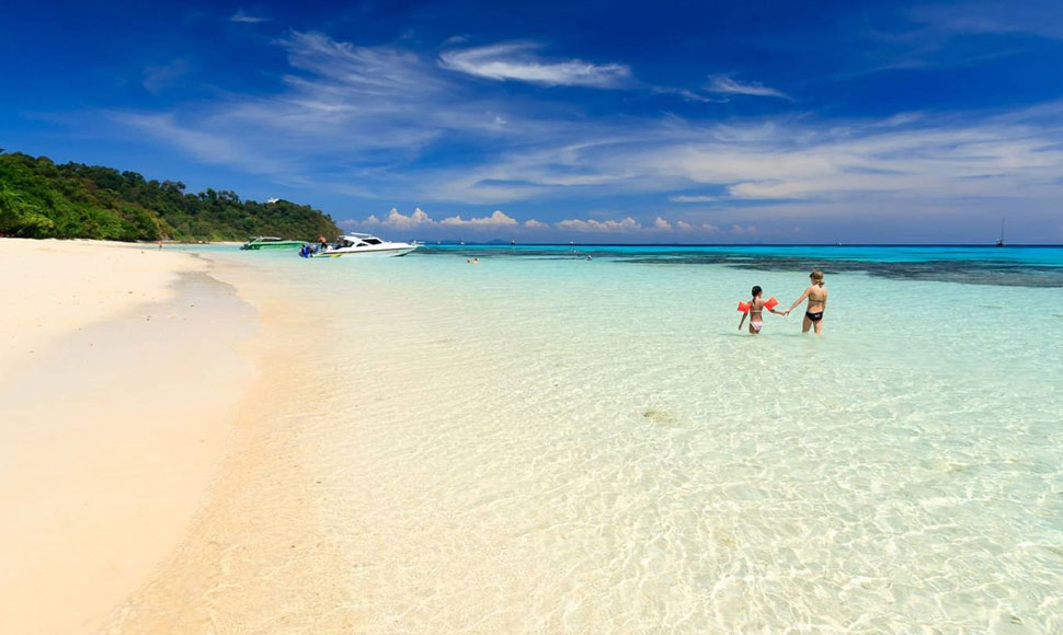 private koh rok snorkeling trip from koh lanta